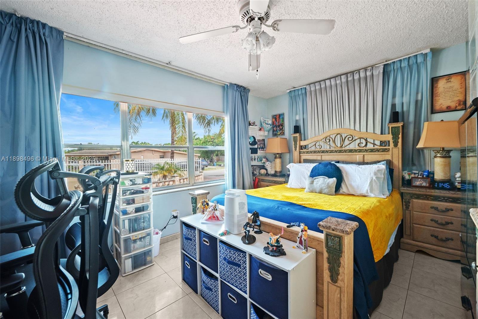 HIALEAH MANORS AMD PL - Residential