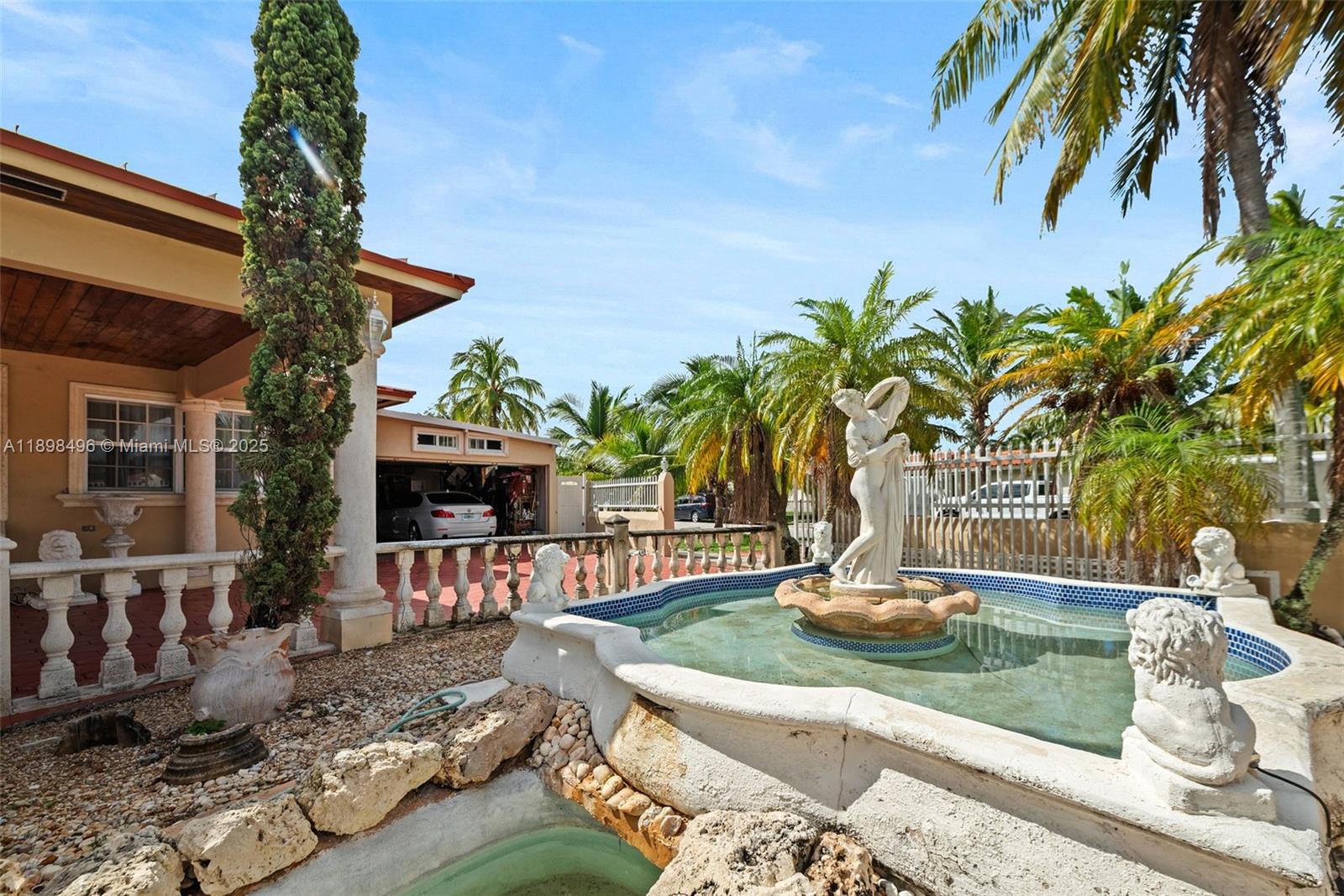 HIALEAH MANORS AMD PL - Residential