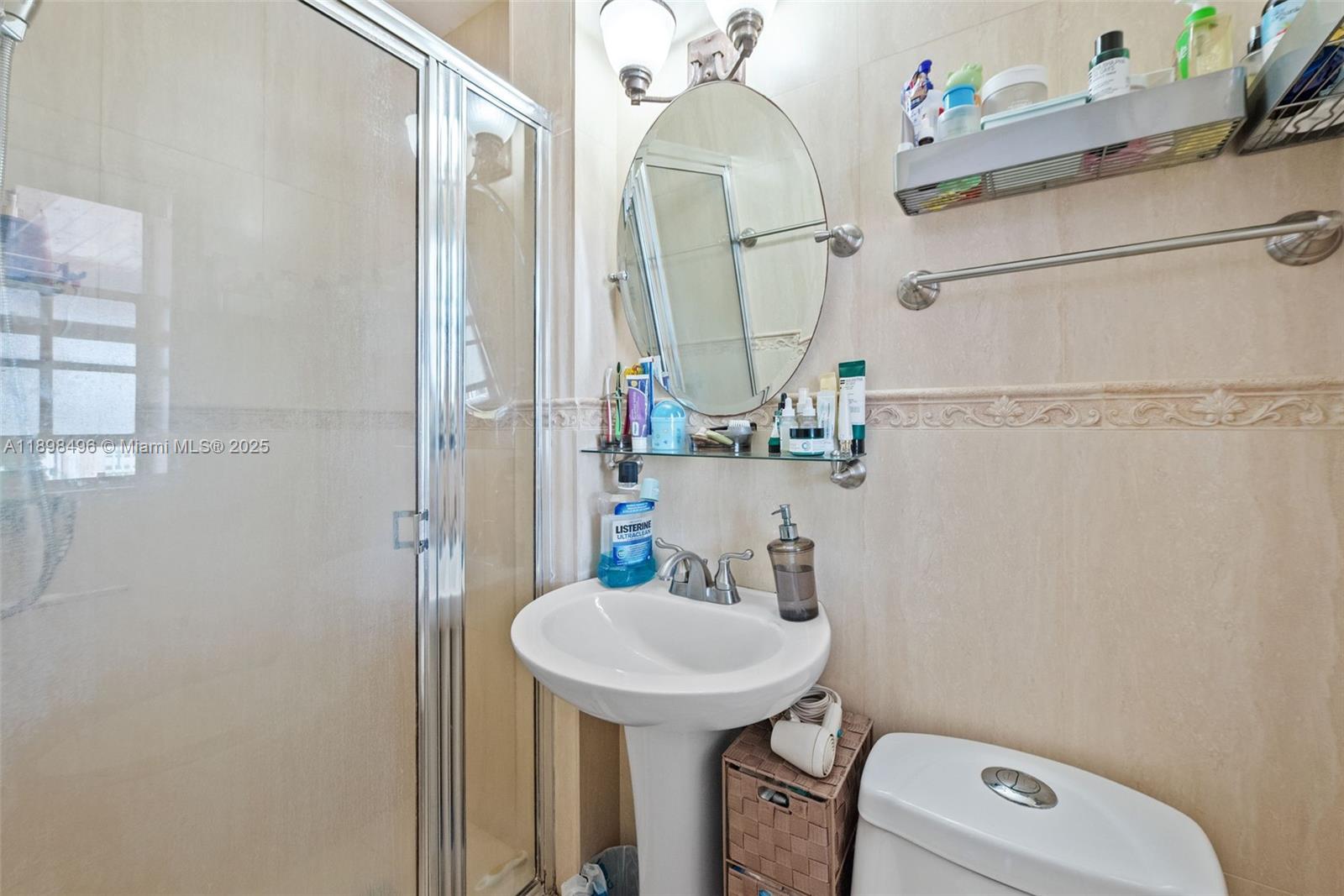 HIALEAH MANORS AMD PL - Residential
