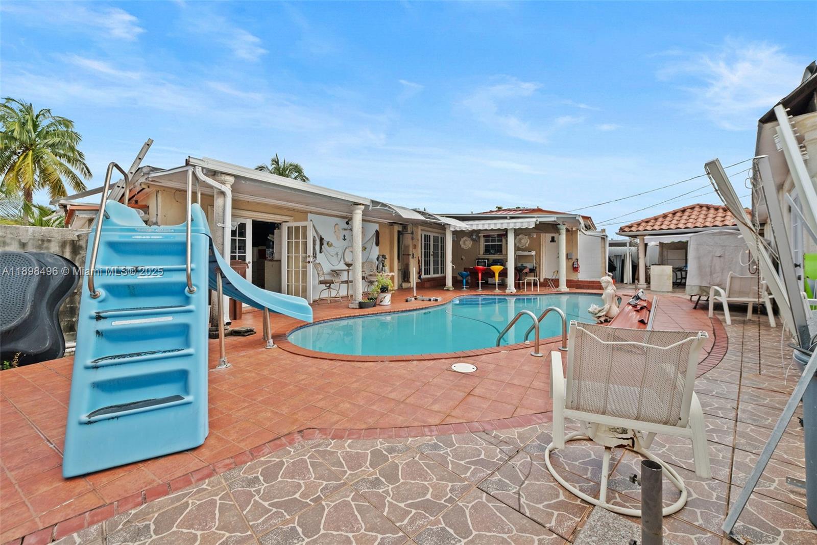 HIALEAH MANORS AMD PL - Residential