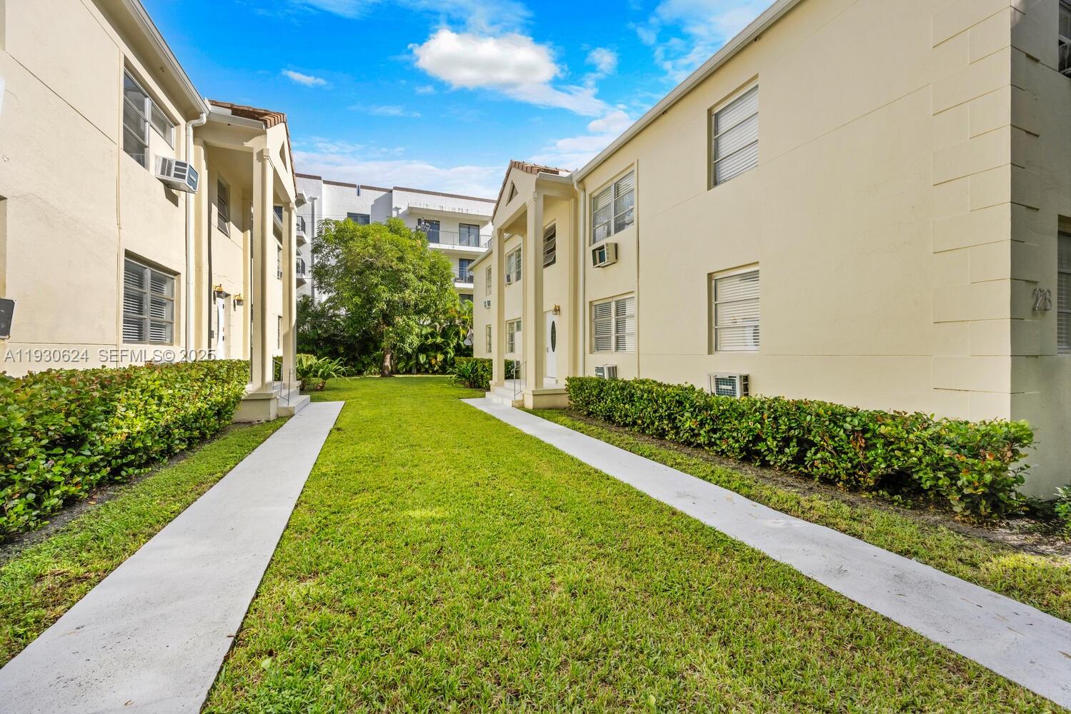 C GAB DOUGLAS SEC - Residential Lease