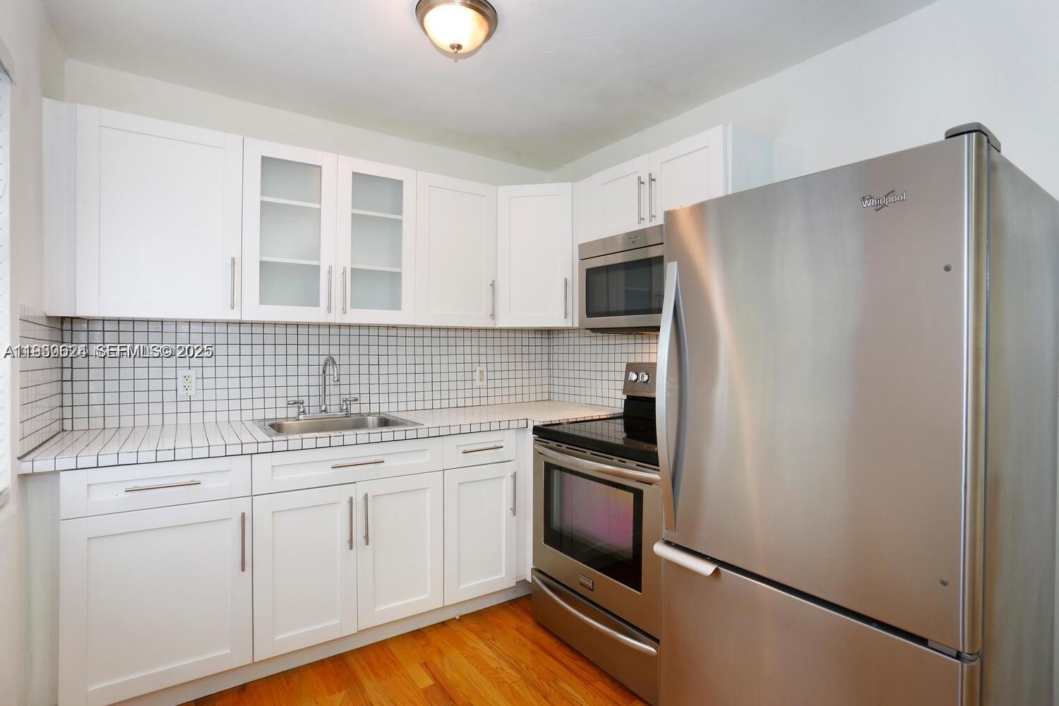 C GAB DOUGLAS SEC - Residential Lease