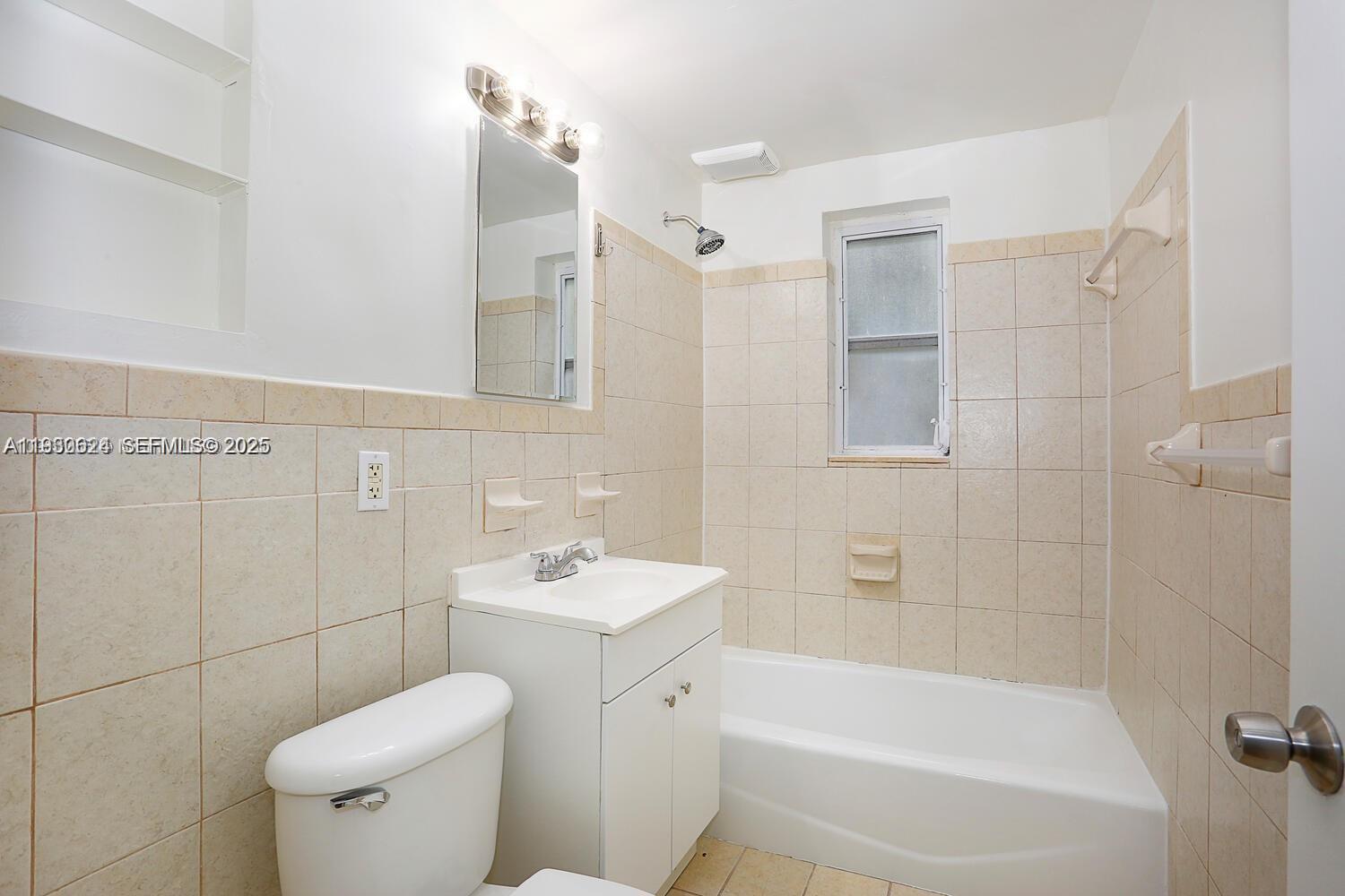 C GAB DOUGLAS SEC - Residential Lease