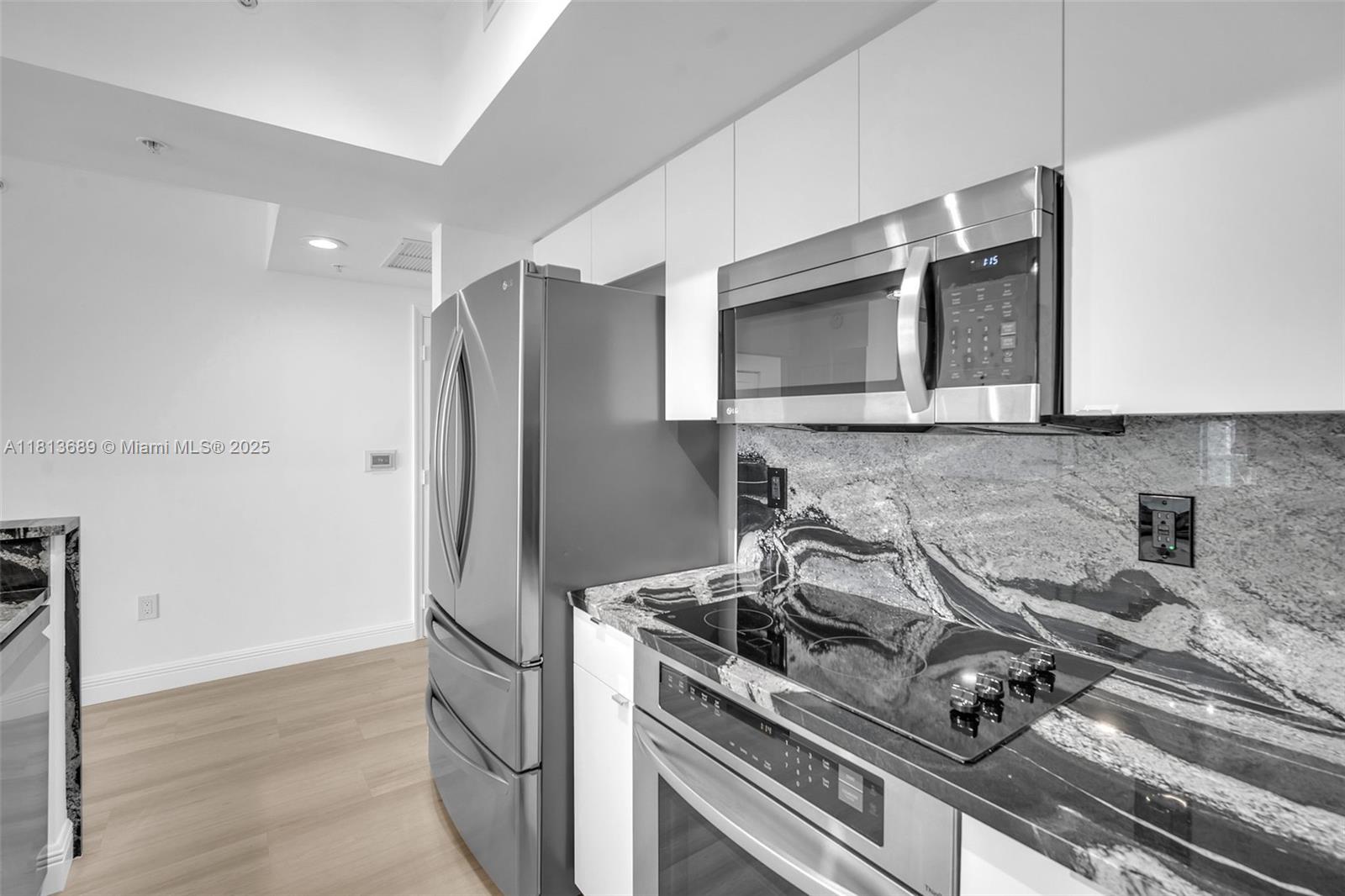 347 N New River Dr E 1205