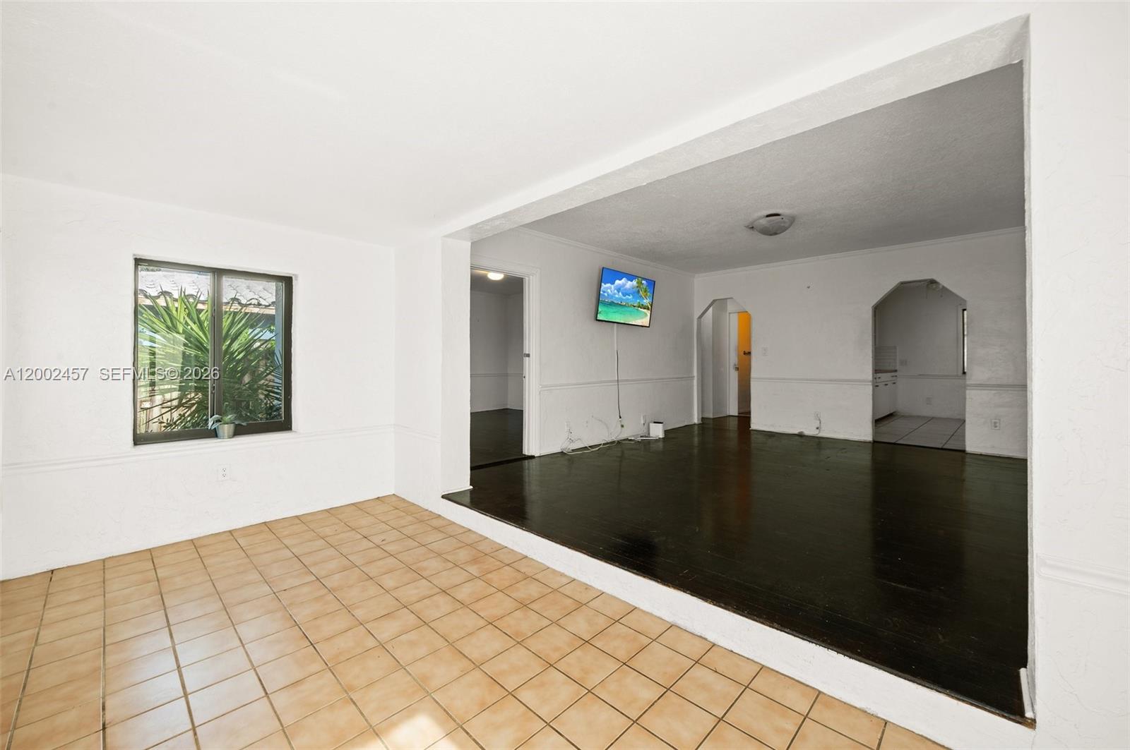 HOLLYWOOD LITTLE RANCHES - Residential