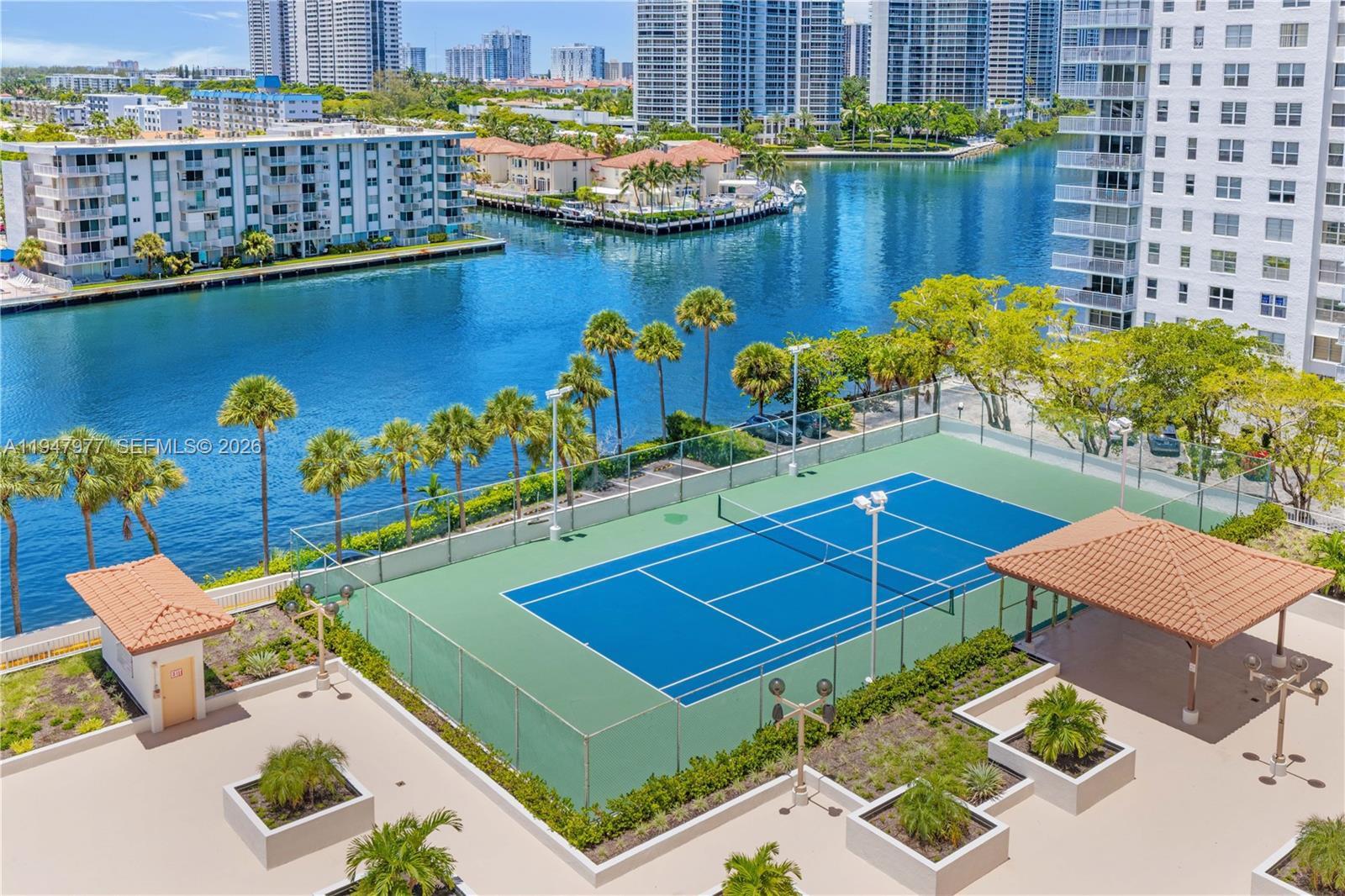 WINSTON TOWERS 700 CONDO - Residential Lease