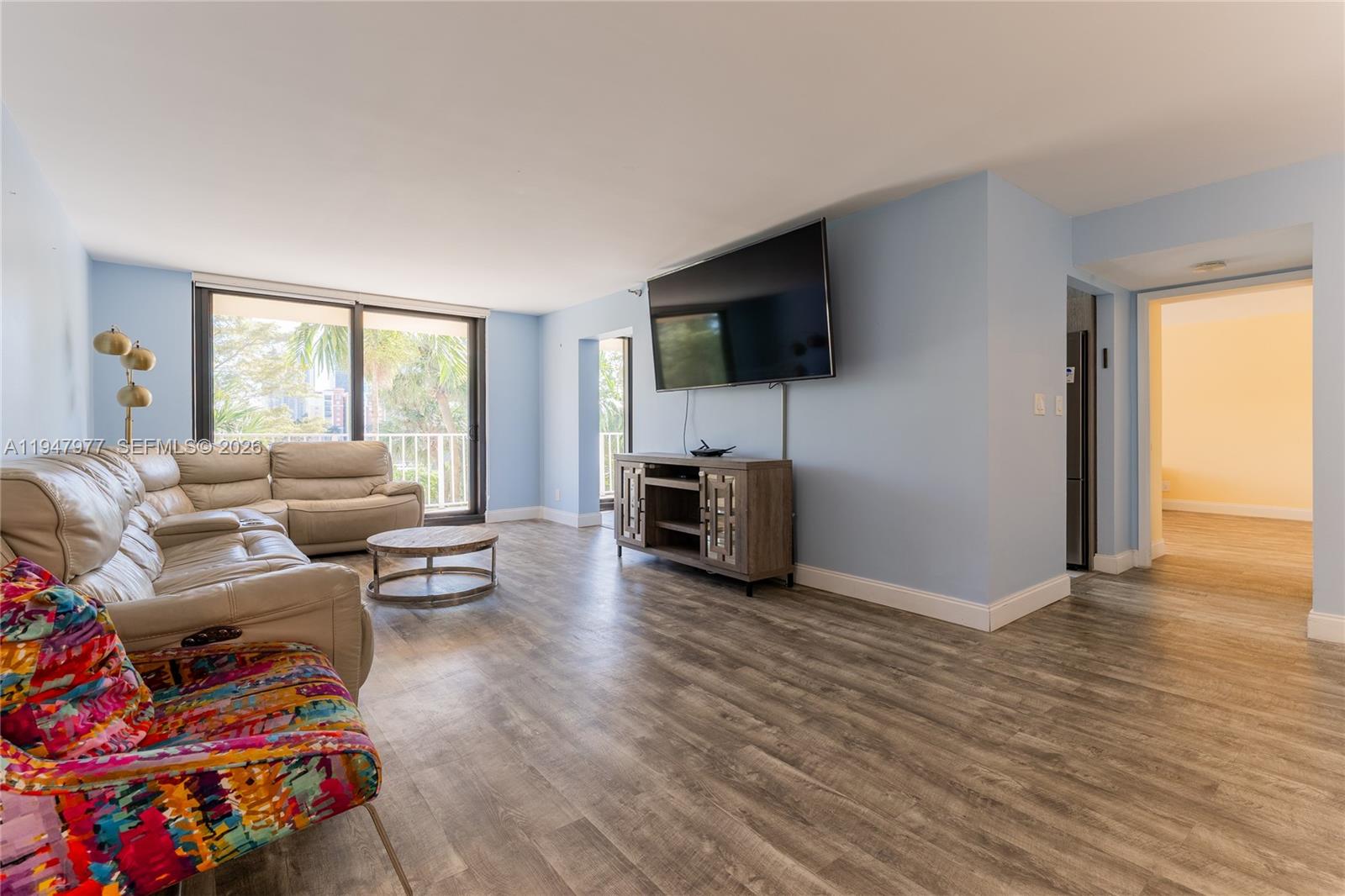 WINSTON TOWERS 700 CONDO - Residential Lease