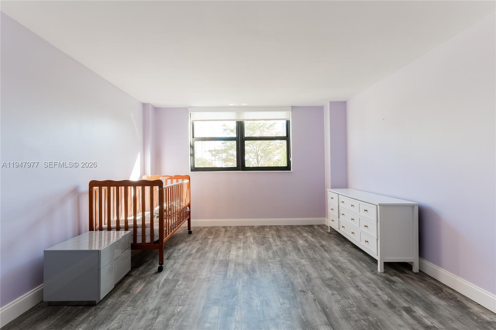 WINSTON TOWERS 700 CONDO - Residential Lease