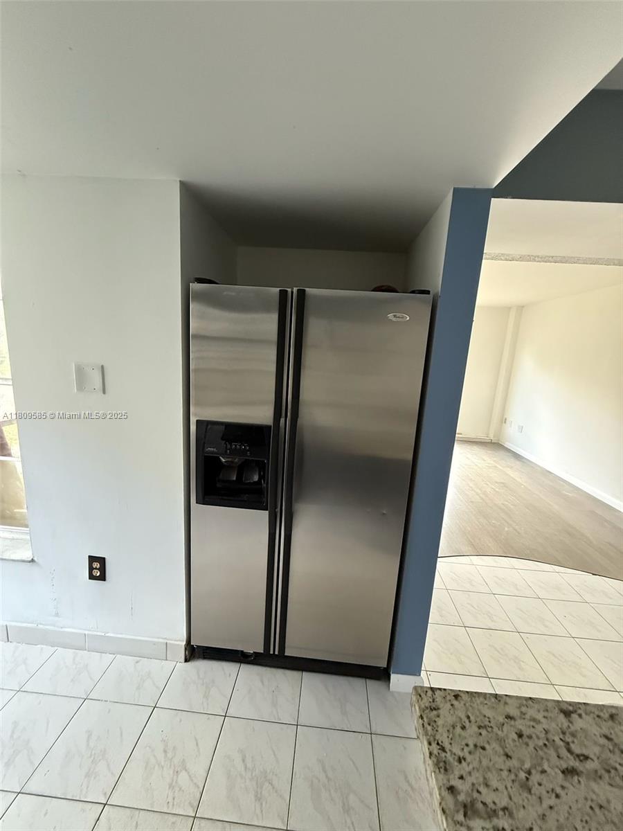 4168 Inverrary Dr 111