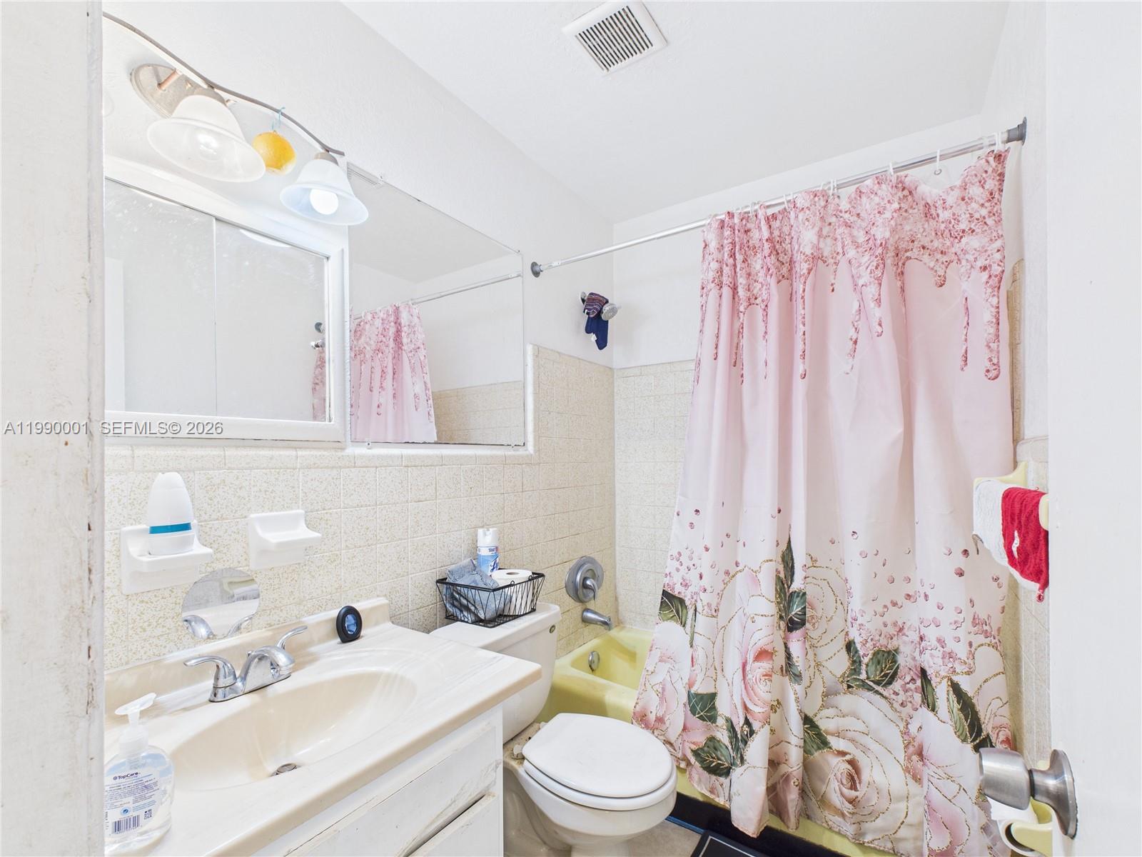 RIVERSIDE PARK ADD AMEN P - Residential Income