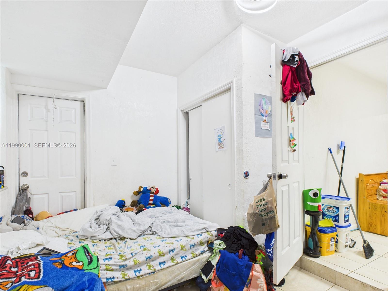 RIVERSIDE PARK ADD AMEN P - Residential Income