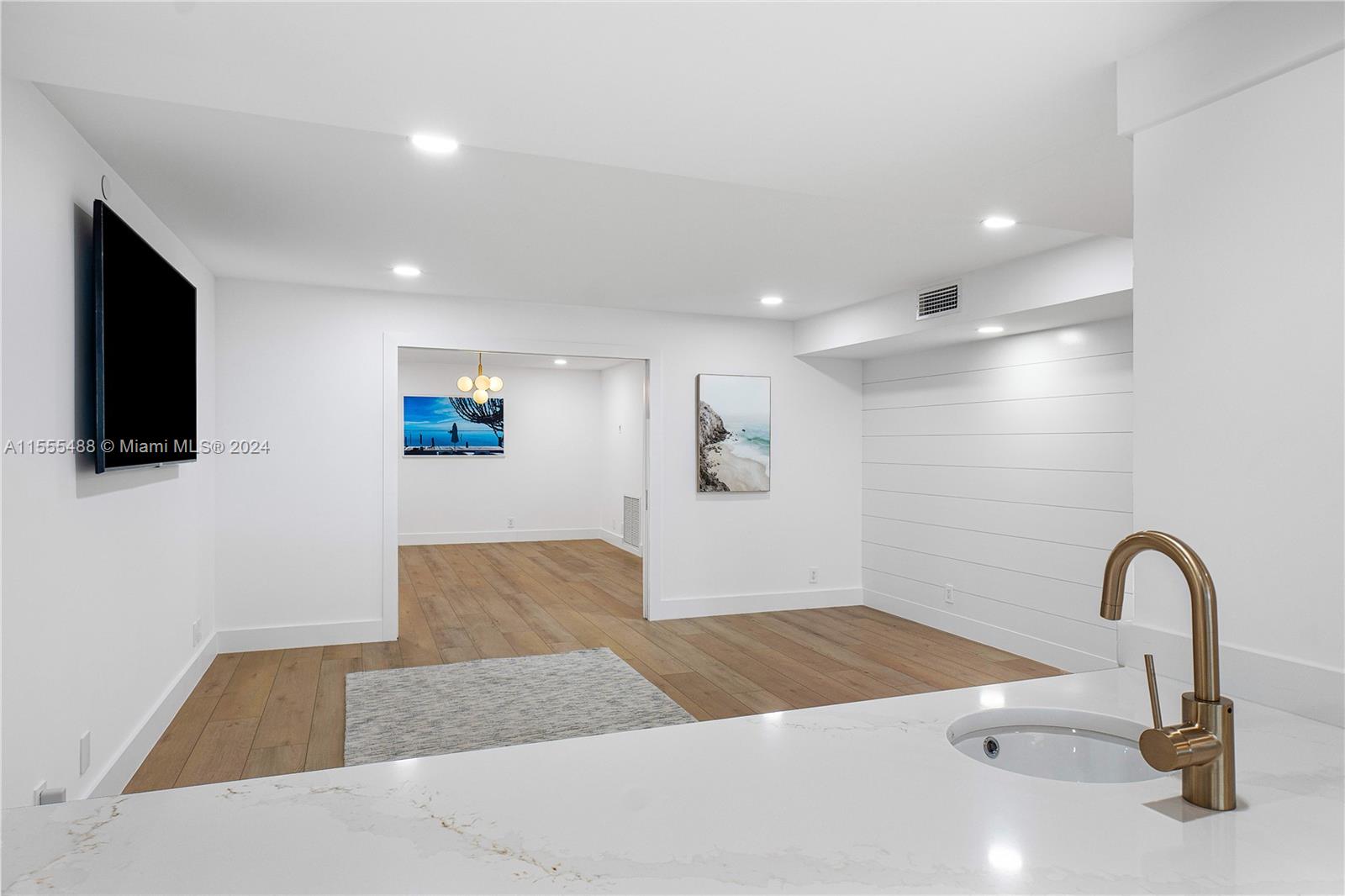 SeaWatch - Residential