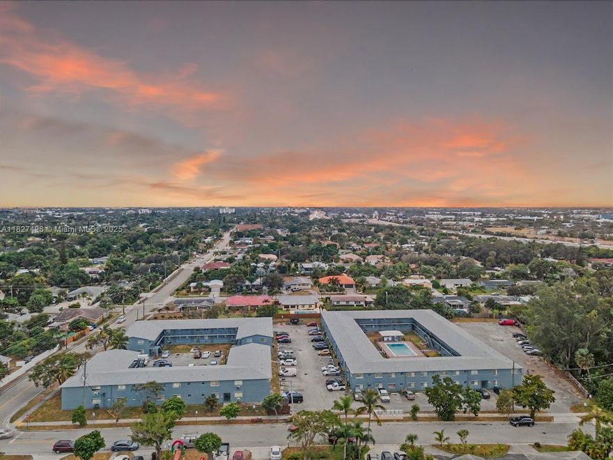 Great Investment Opportunity in Lake Worth Beach, FL! ALL AGES & OK TO LEASE RIGHT NOW
This charming property features 2 bedrooms and 1 bathroom, a spacious kitchen, and updated appliances, making it an excellent choice for investors or first-time buyers.
Lake Worth Beach is a paradise for outdoor lovers, offering attractions like Lake Worth Beach Park, Snook Islands, John Prince Park, and several nearby golf courses. Its prime location provides quick access to I-95, U.S. 1, and Palm Beach International Airport, making commuting and travel easy and convenient.
Don’t miss this opportunity to invest in one of South Florida’s most vibrant and growing communities!