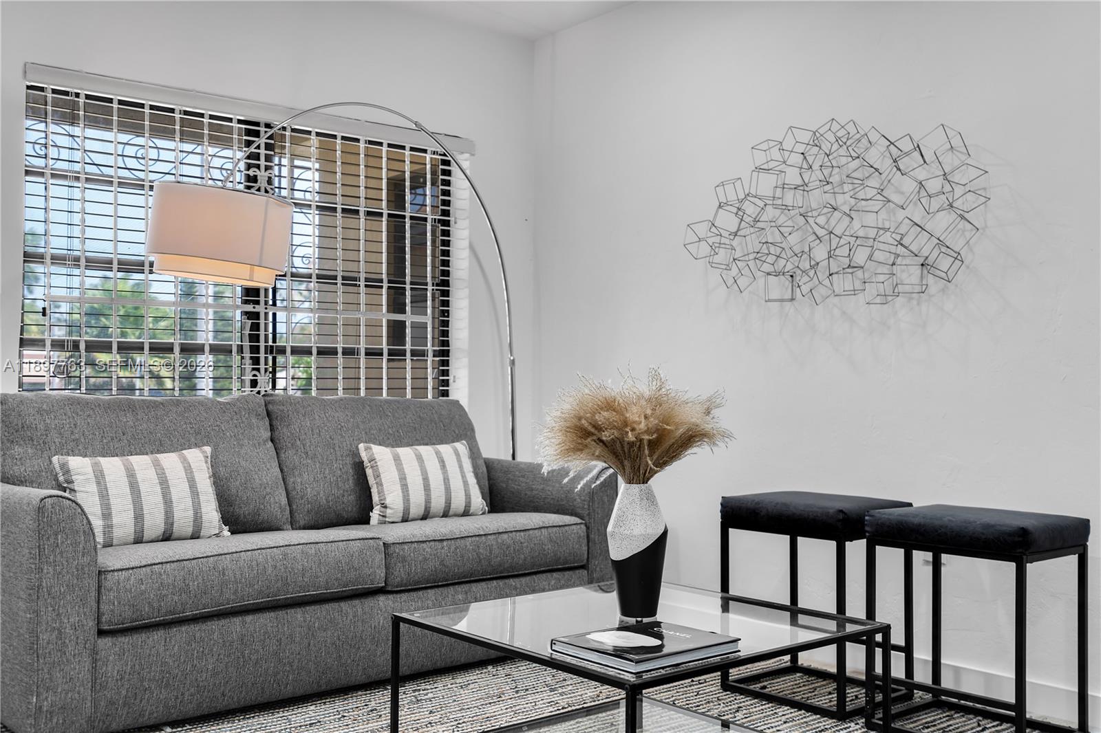 2ND REV PL OF PORT OF OCE - Residential