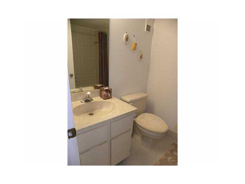 CYPRESS BEND #7 CONDO - Residential Lease