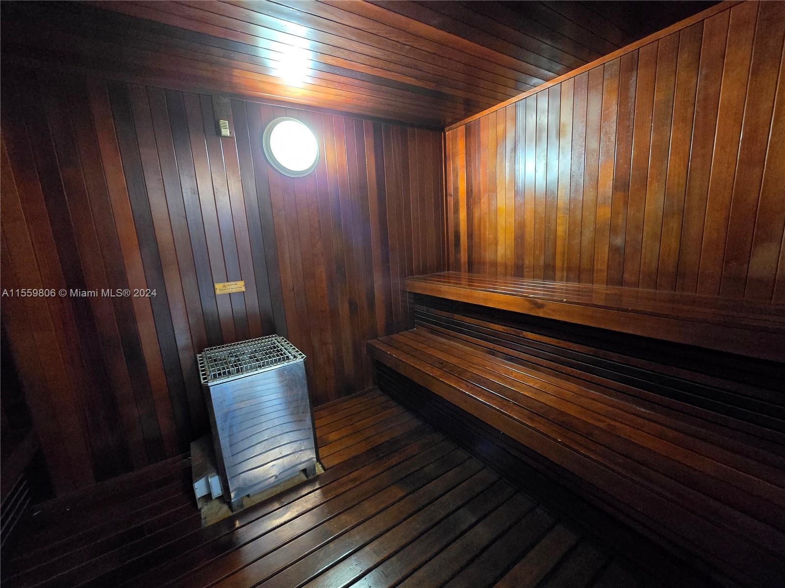 THE LOFT DOWNTOWN CONDO - Residential Lease