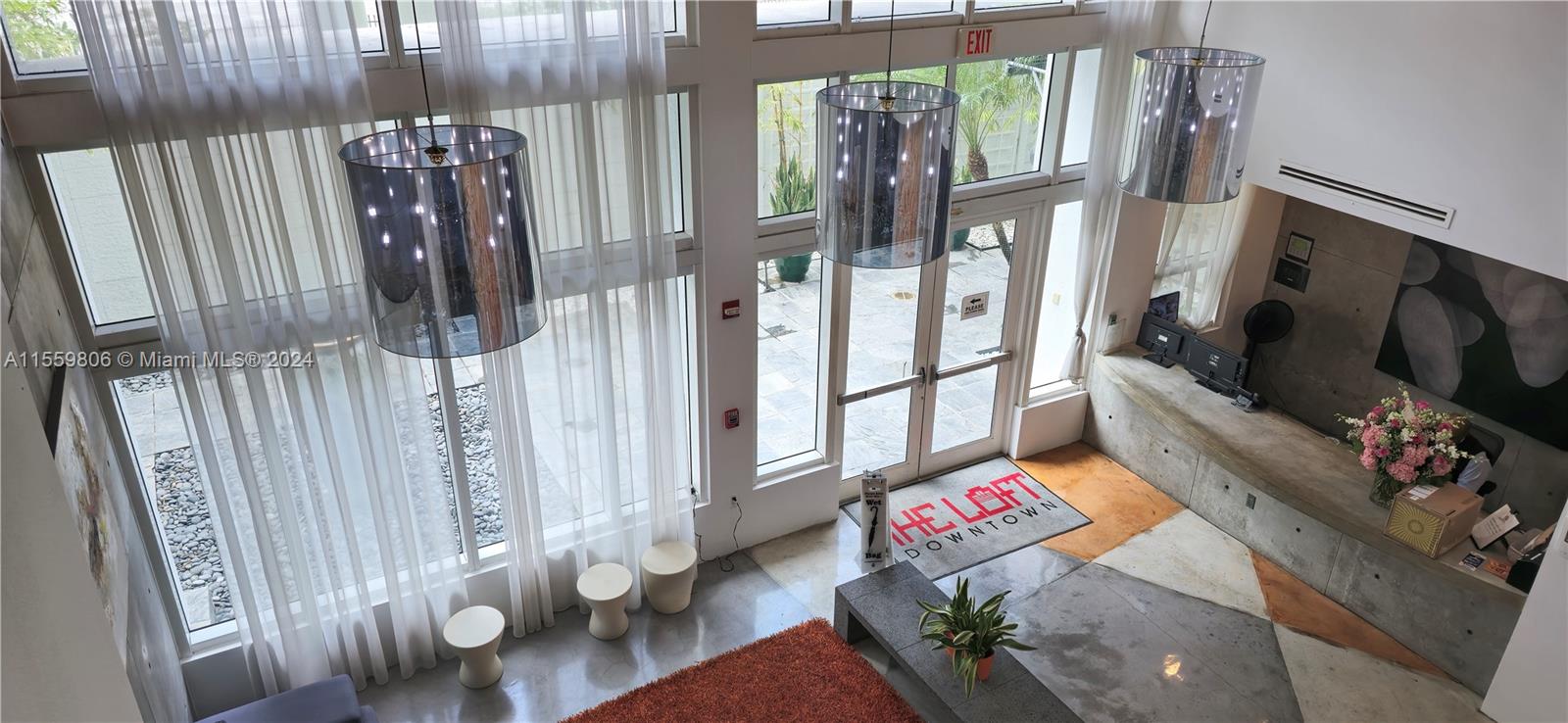 THE LOFT DOWNTOWN CONDO - Residential Lease