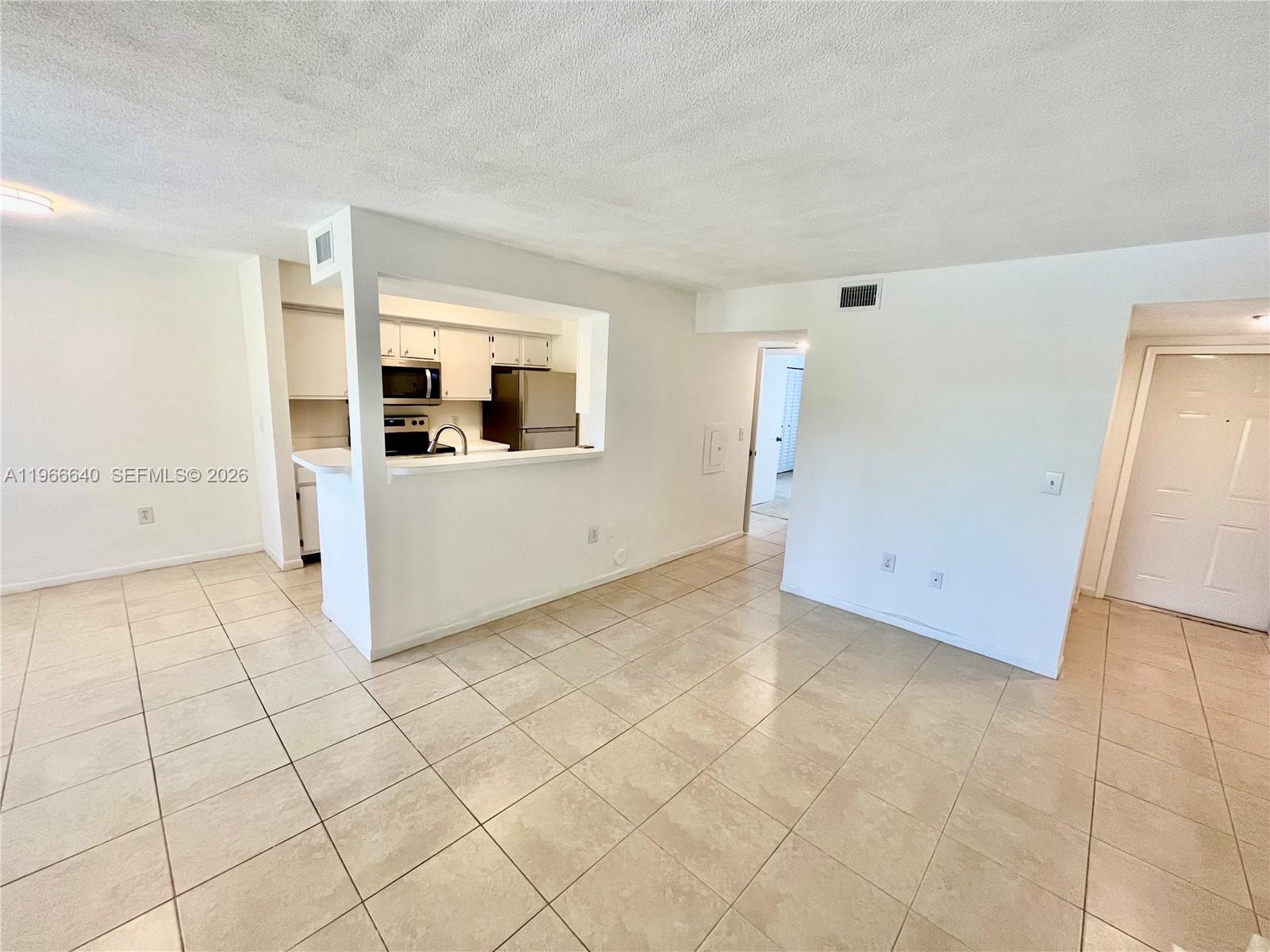 CASABLANCA ISLES CONDO - Residential Lease