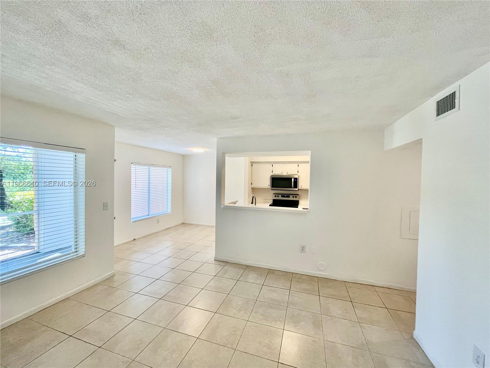 CASABLANCA ISLES CONDO - Residential Lease