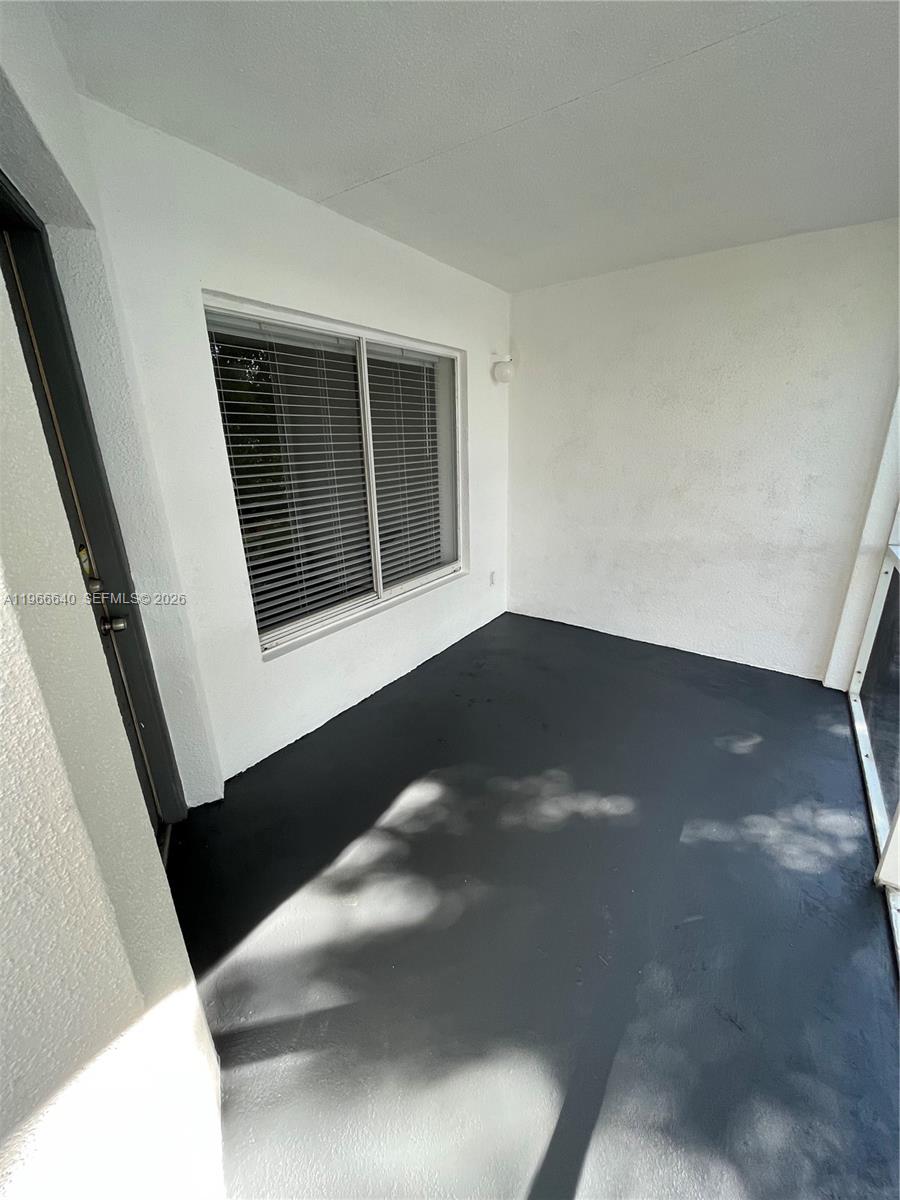 CASABLANCA ISLES CONDO - Residential Lease