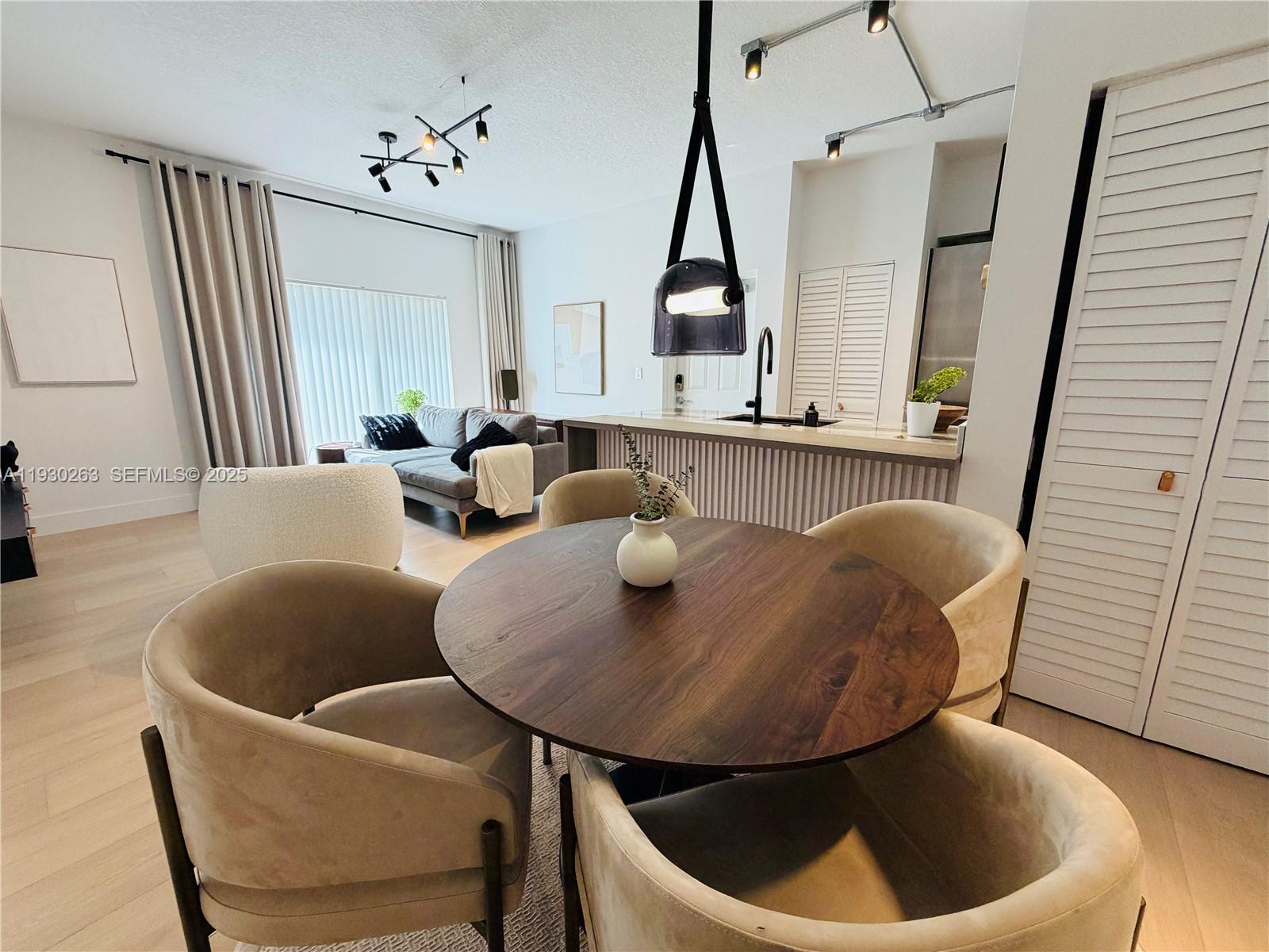 PALM GARDENS AT DORAL CON - Residential Lease