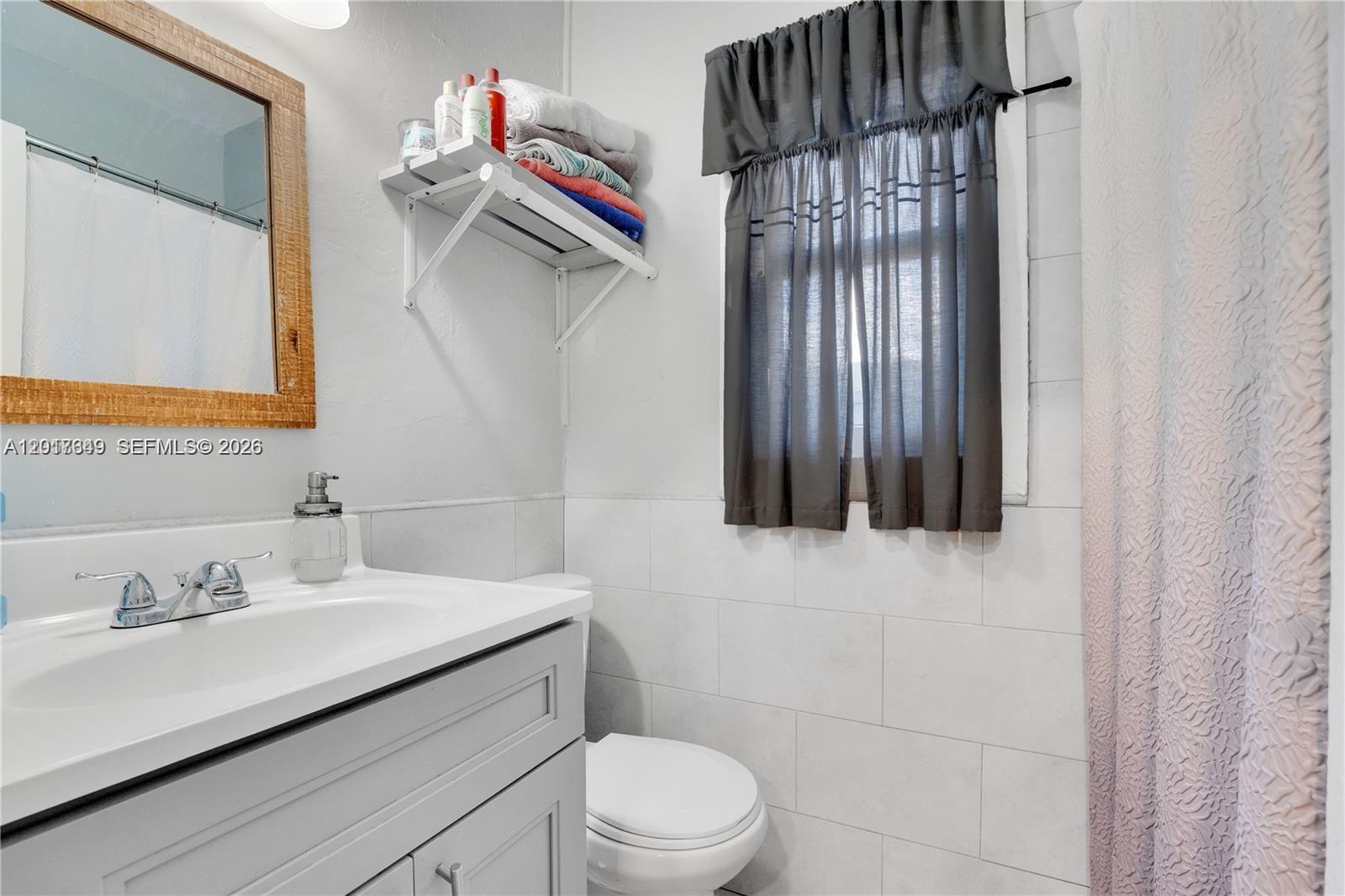 BISCAYNE AVE TRACT - Residential Income