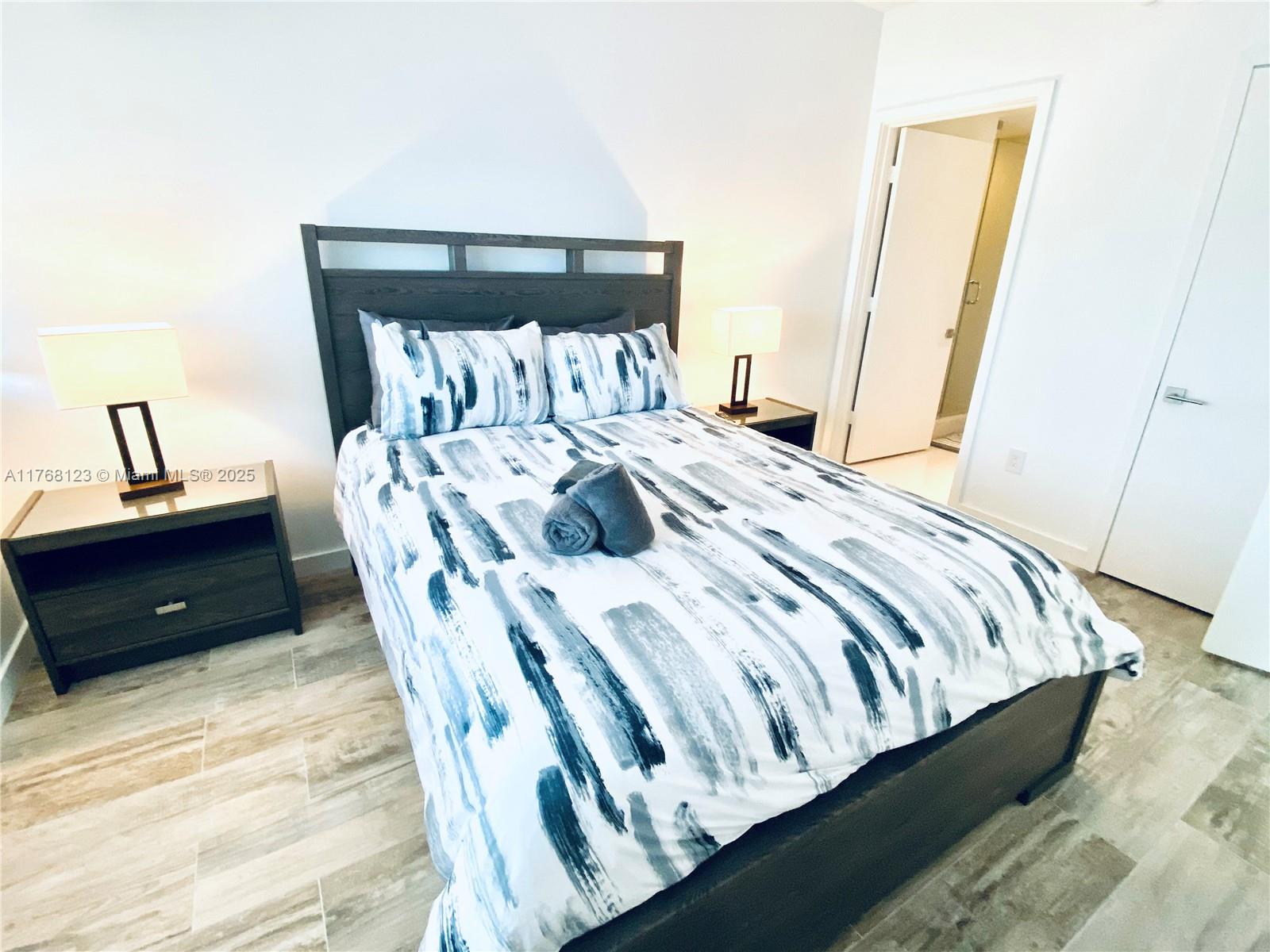 PARAISO BAY CONDO - Residential