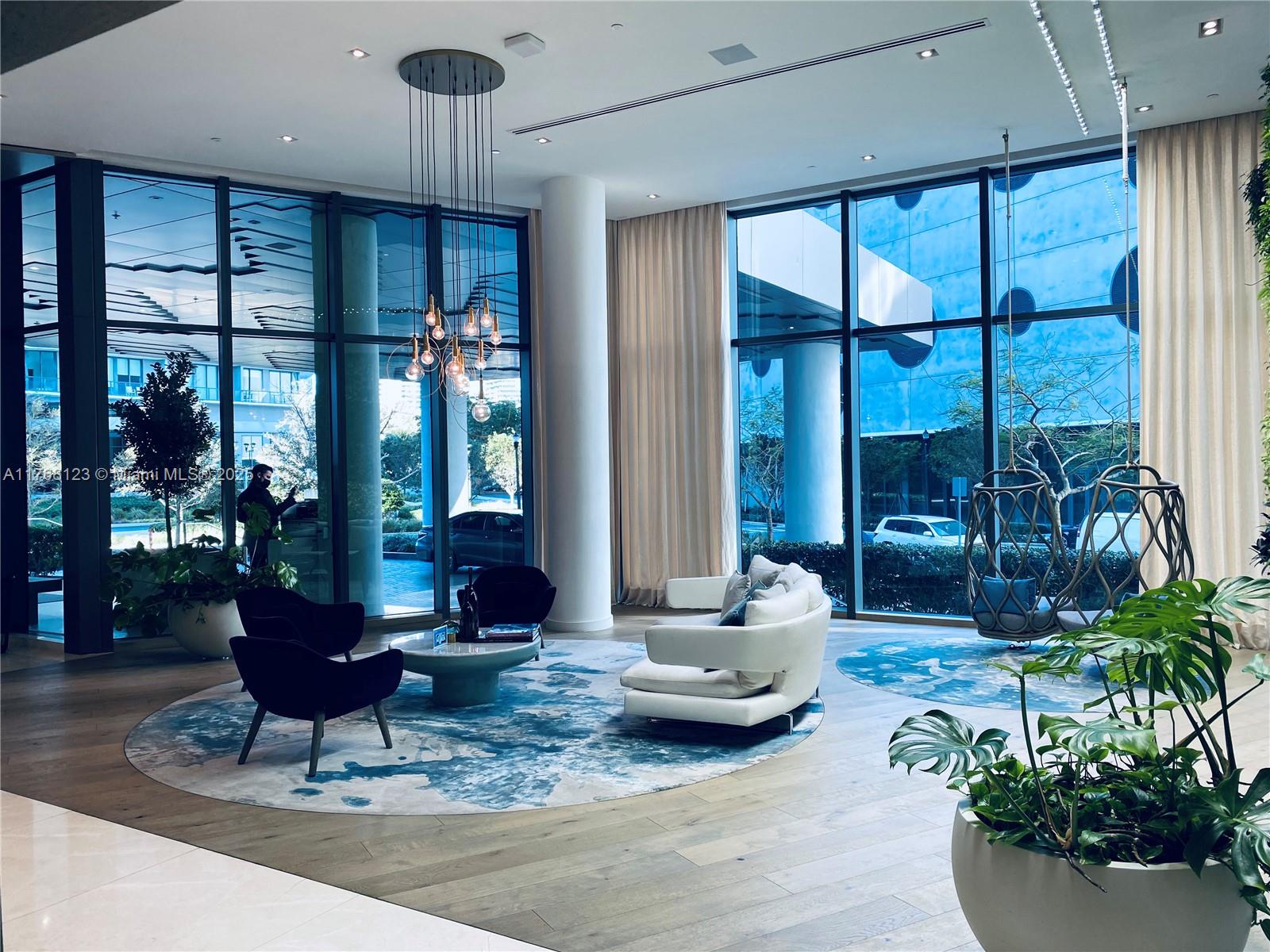 PARAISO BAY CONDO - Residential