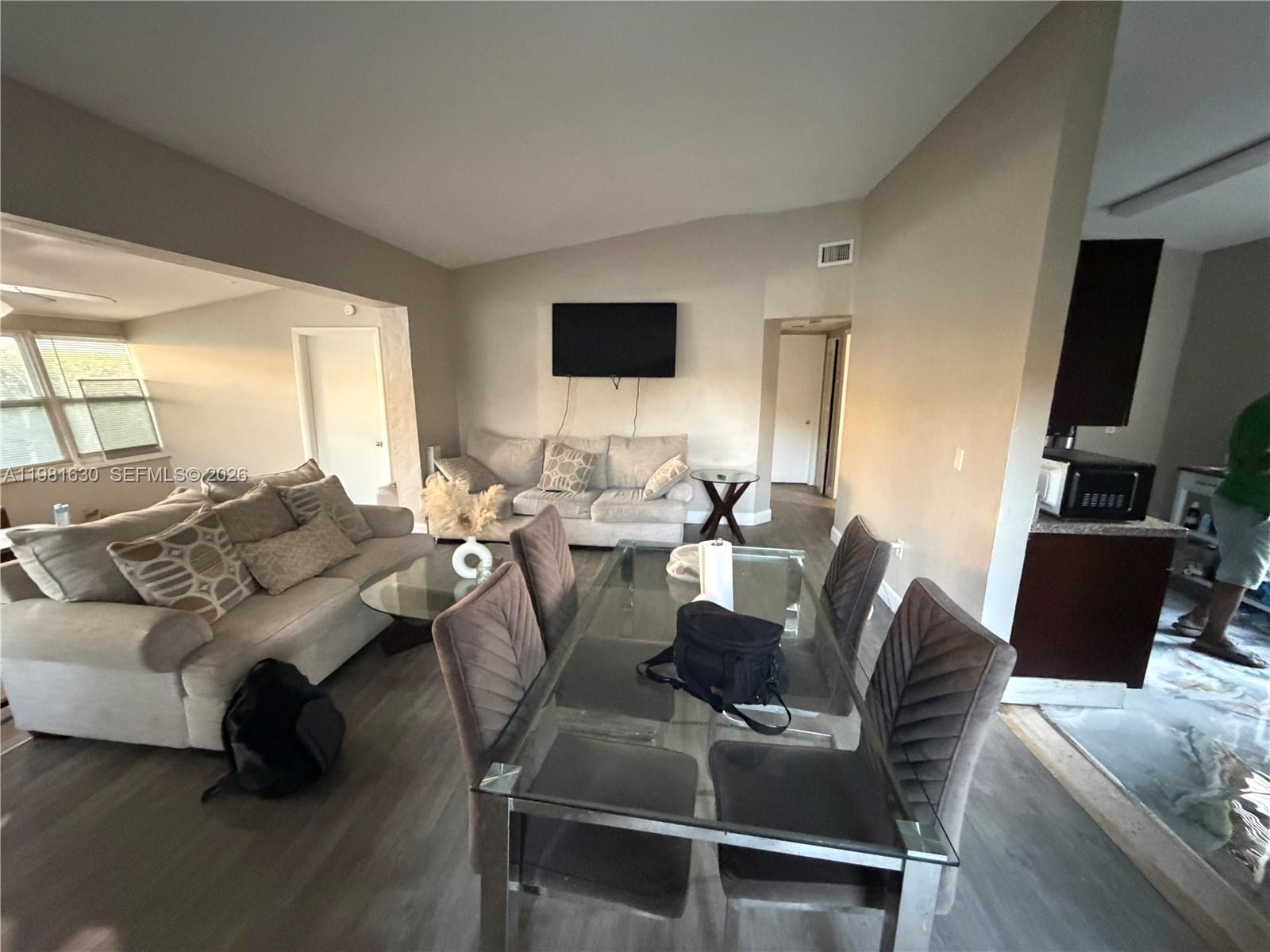 SEABOARD PARK - Residential