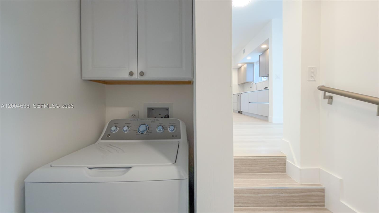 BISCAYNE POINT - Residential