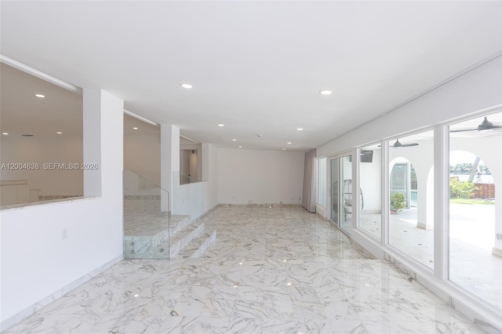 BISCAYNE POINT - Residential