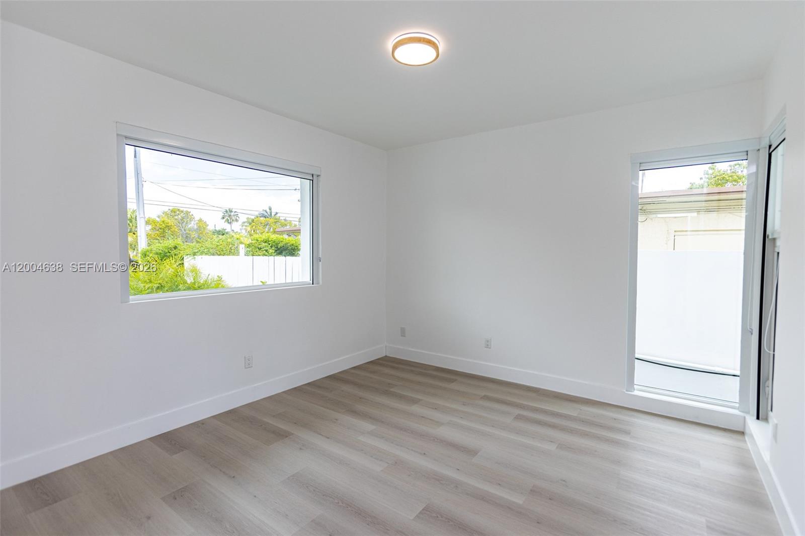 BISCAYNE POINT - Residential