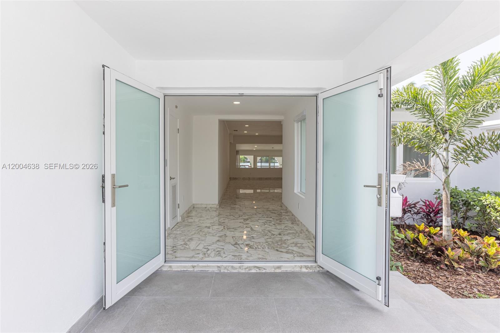 BISCAYNE POINT - Residential