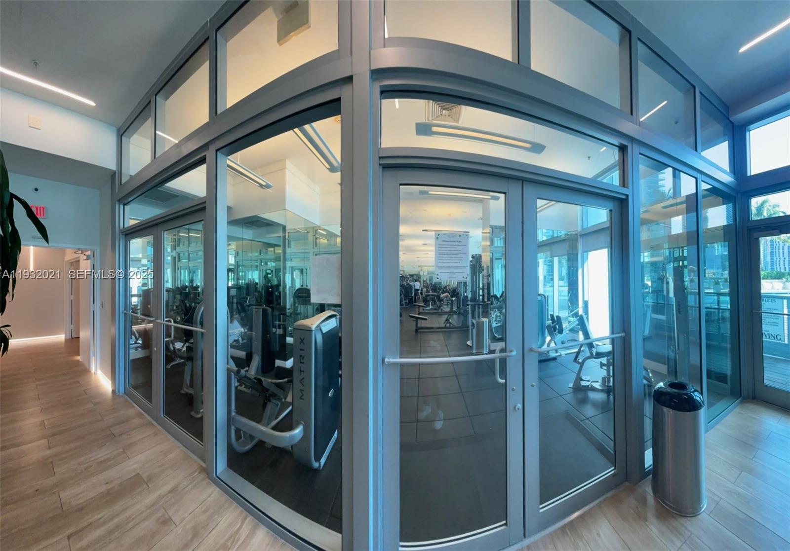 IVY CONDO - Residential Lease