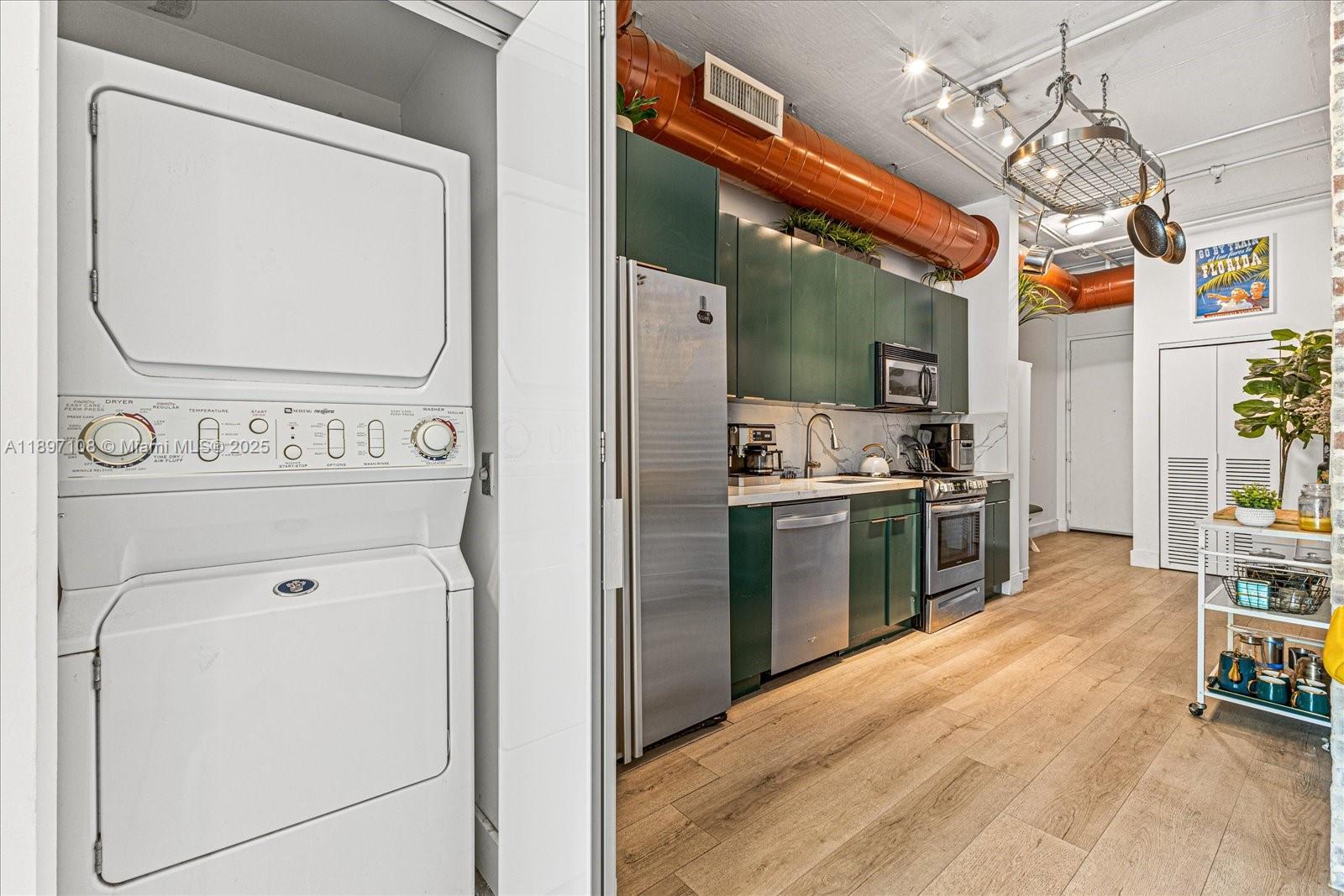 THE MONTCLAIR CONDO - Residential Lease