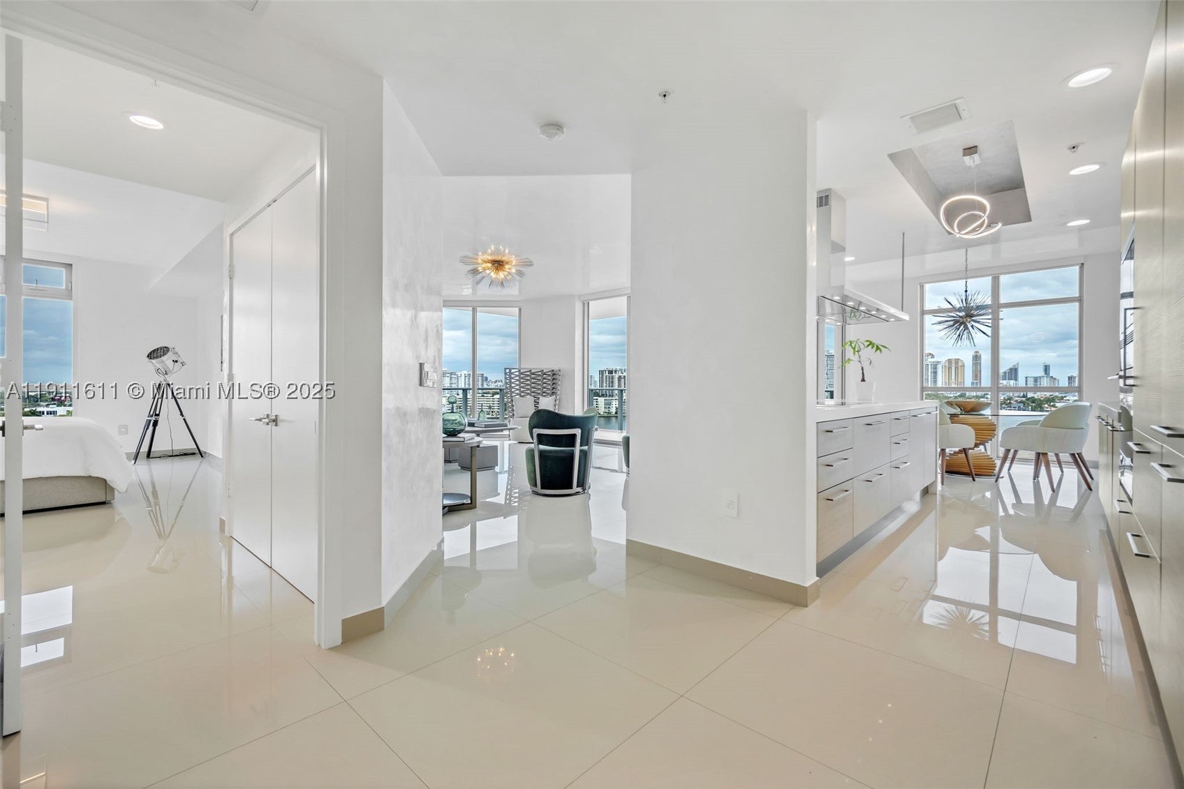 17301 Biscayne Blvd 910