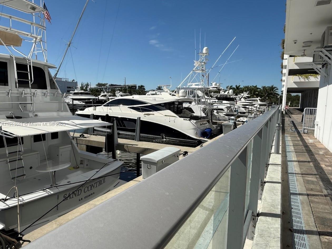 MARINA PALMS RESIDENCES N - Residential