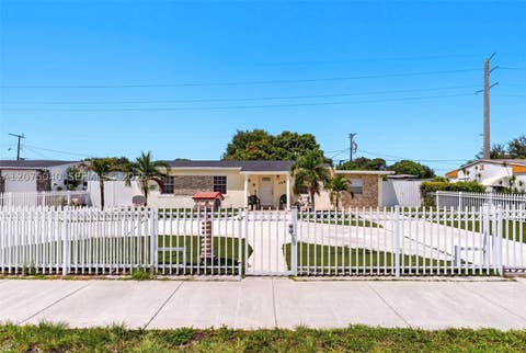 Photo of 15850 NW 18th Pl, Miami Gardens, FL 33054 (MLS # A12075040)