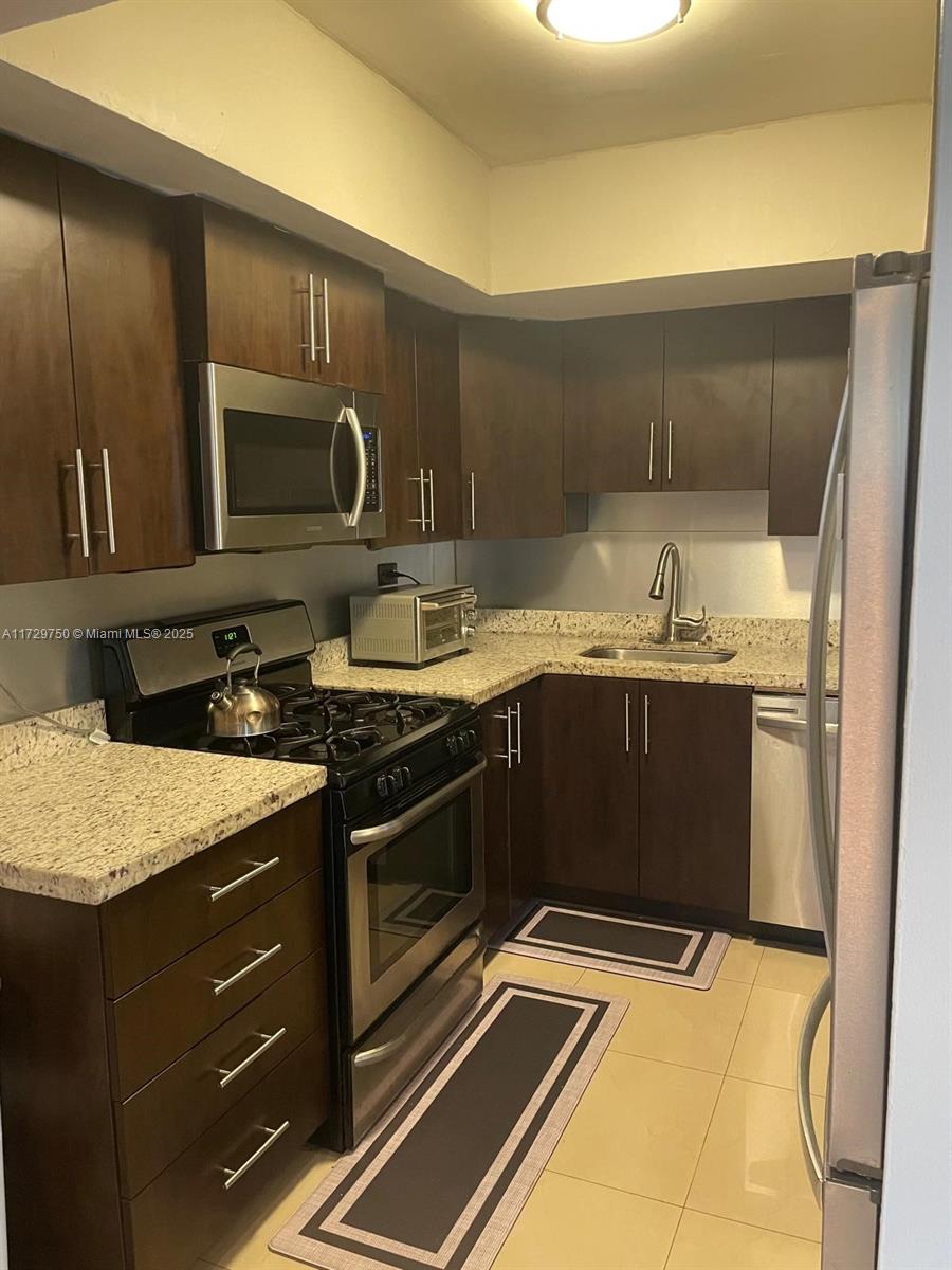 MISSIONWOOD AT MIRAMAR CO - Residential