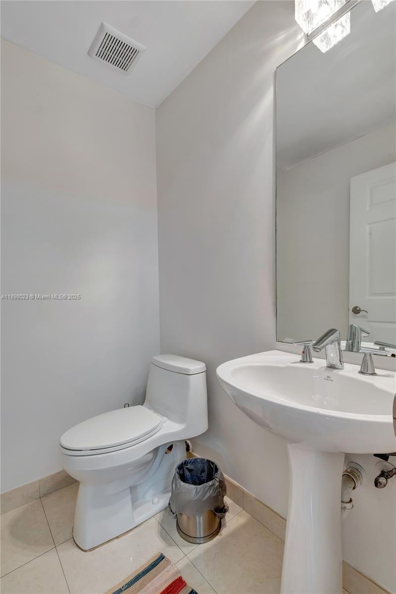 MERCO AT AVENTURA - Residential