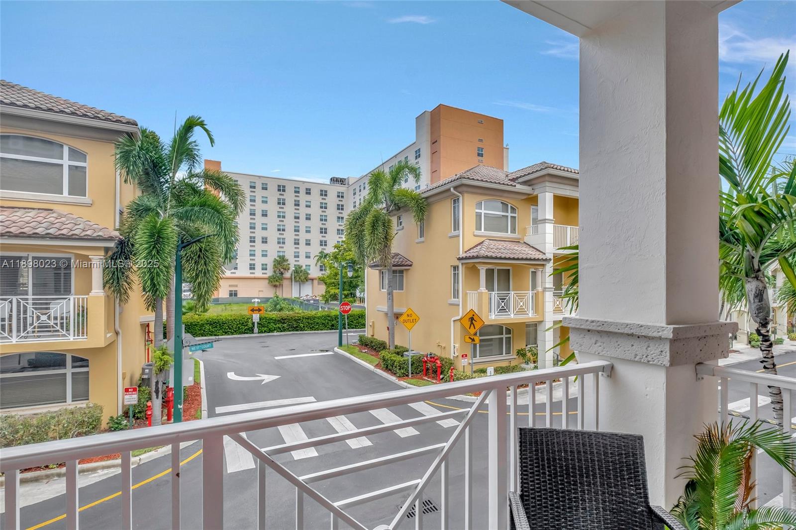 MERCO AT AVENTURA - Residential