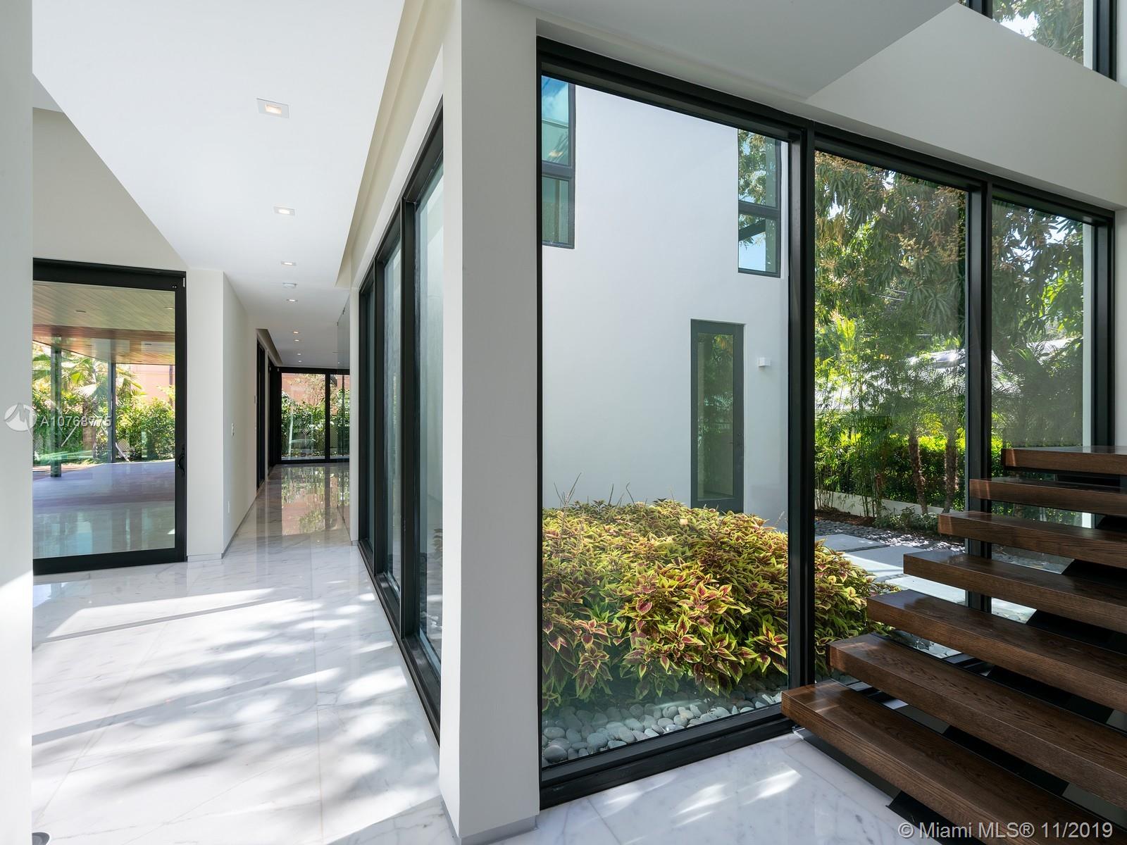 BRICKELLS FLAGLER - Residential