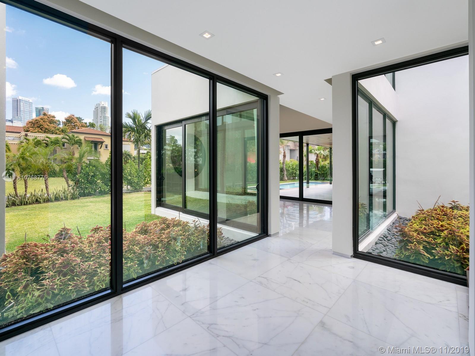 BRICKELLS FLAGLER - Residential