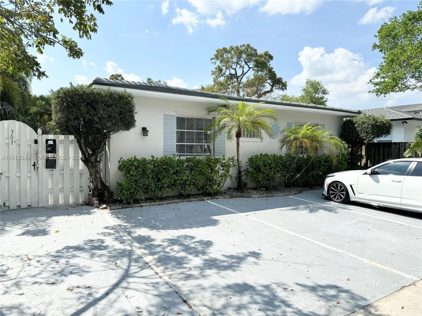 VICTORIA PARK CORR AMEN P - Residential Lease