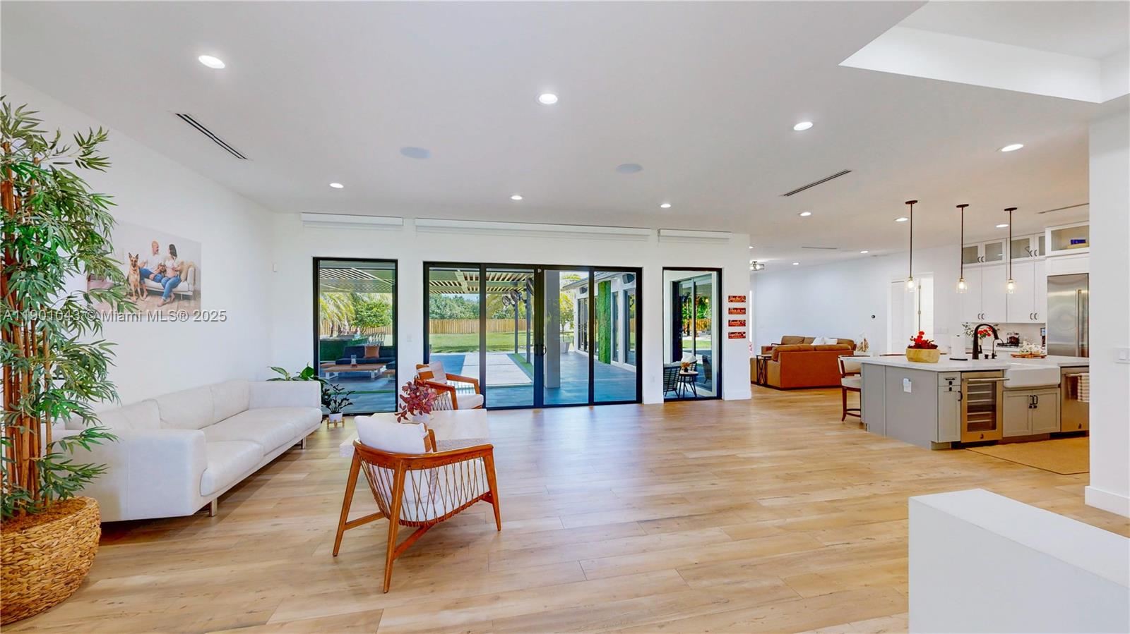 MCMINN ESTATES - Residential