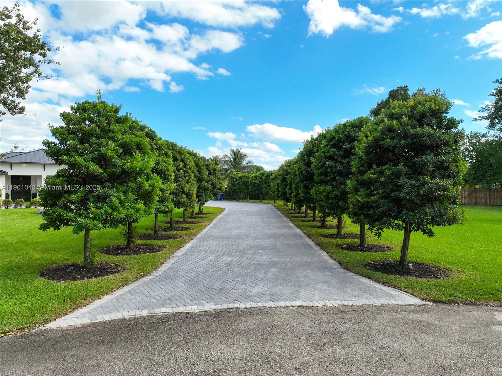 MCMINN ESTATES - Residential