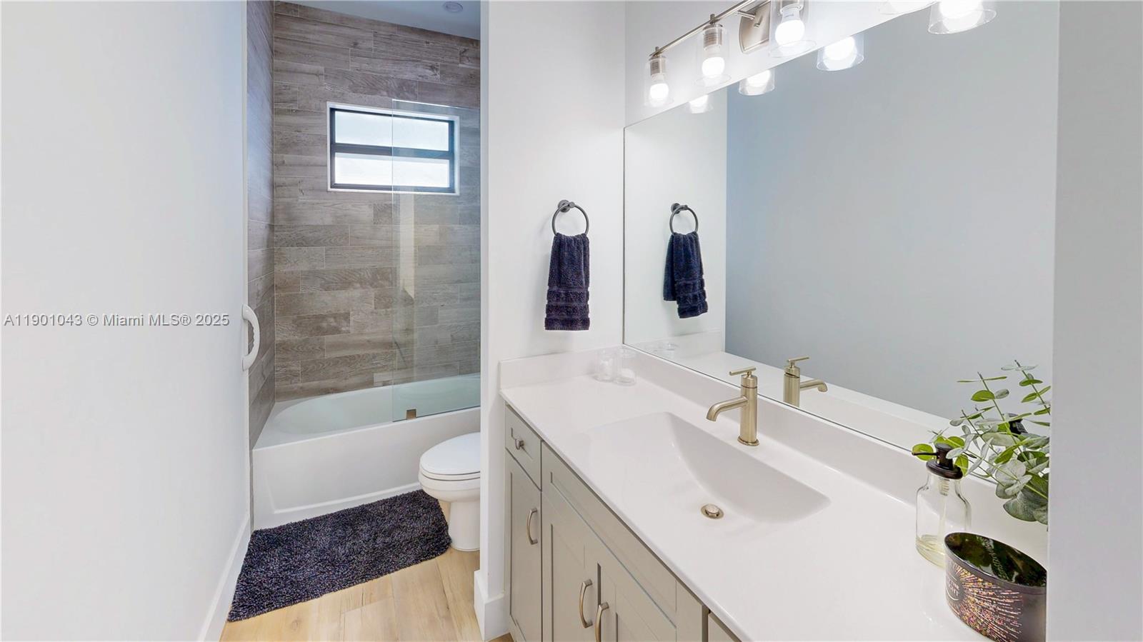 MCMINN ESTATES - Residential