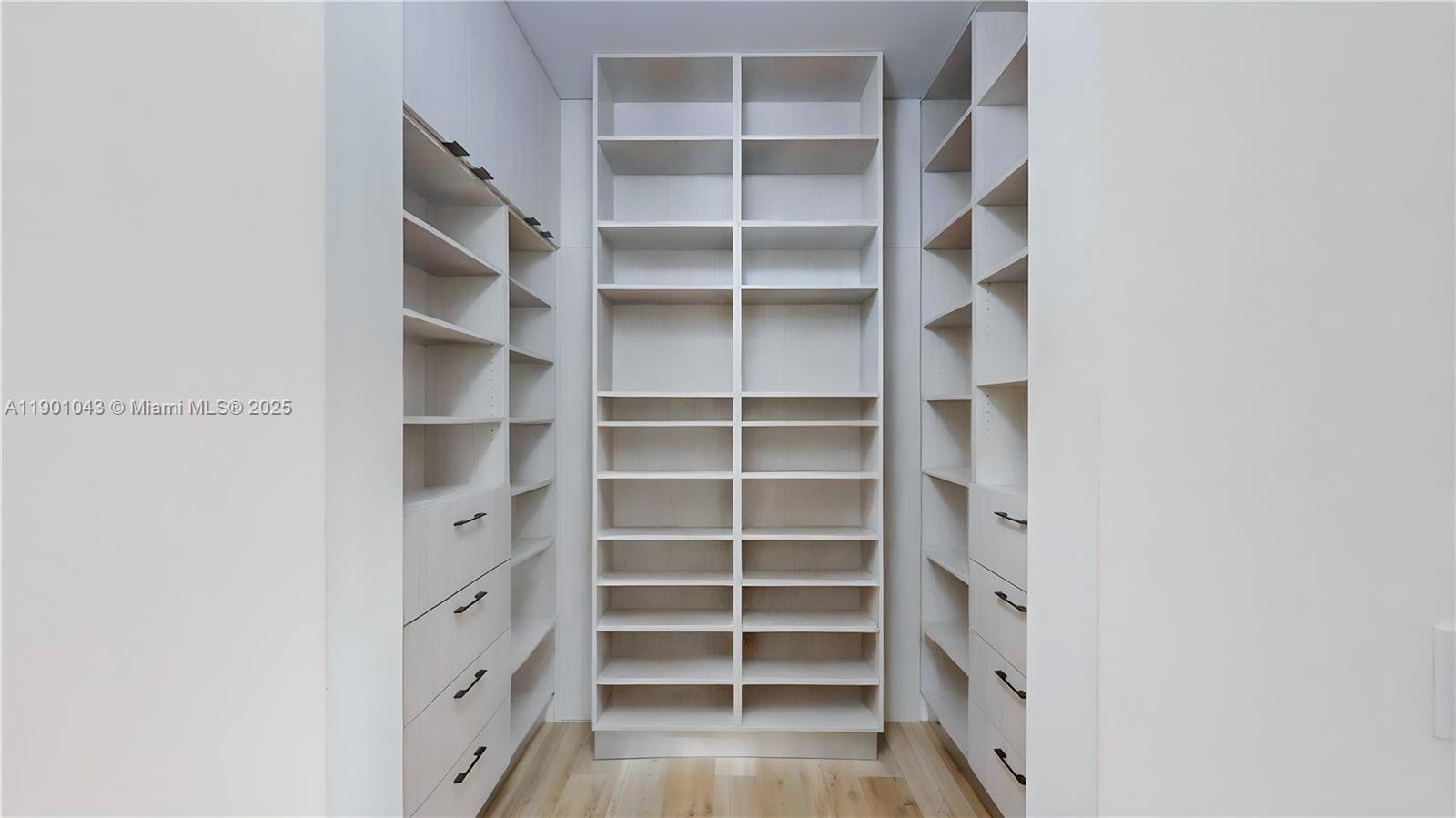 MCMINN ESTATES - Residential