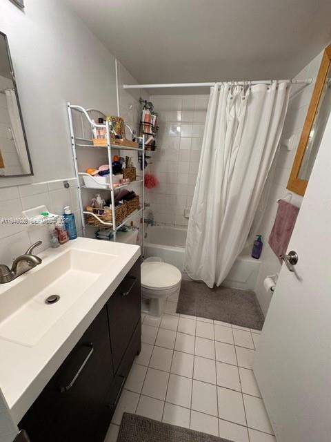 CASA GRANDE I TOWERS COND - Residential