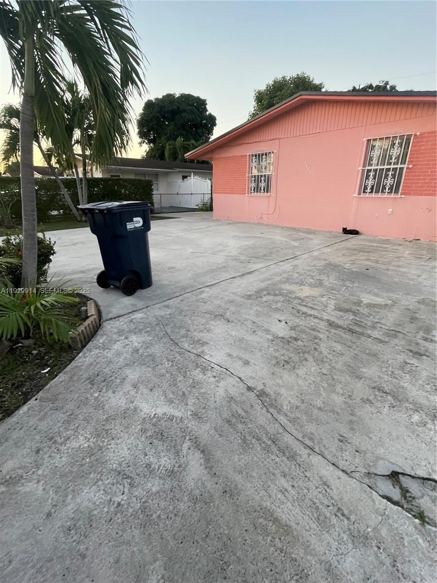 NORTH MIAMI HIGHLANDS - Residential Lease
